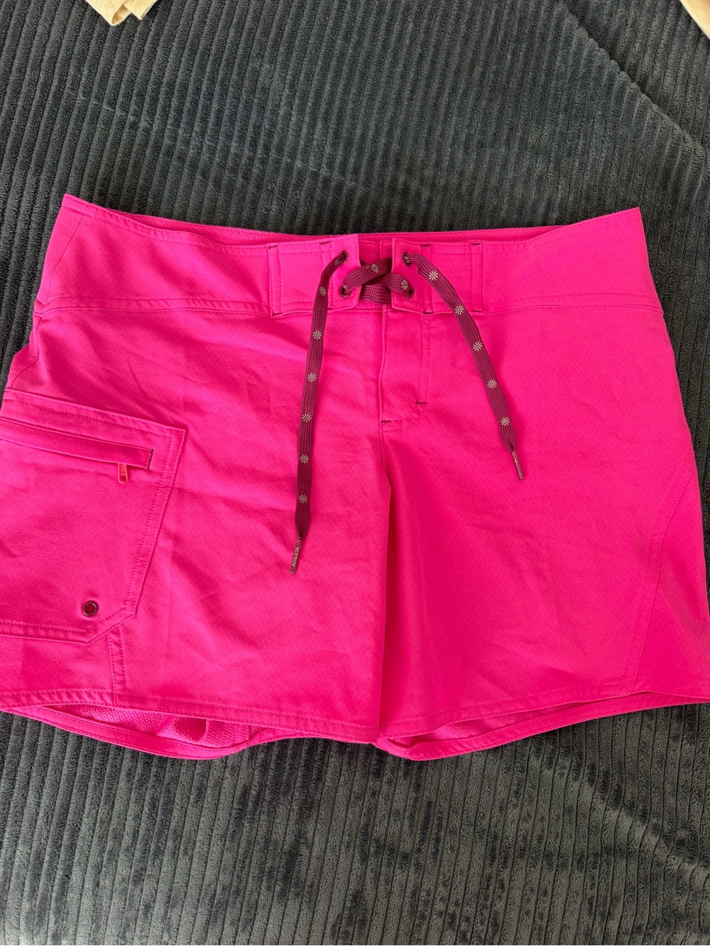 Athleta Bright Hot Pink Drawstring Bermuda Shorts Size 6